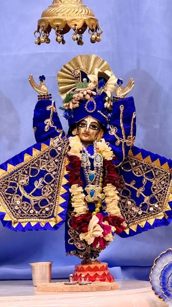 Radha Krishna blue velvet poshak